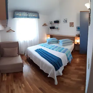 Apartment Demori, Galižana